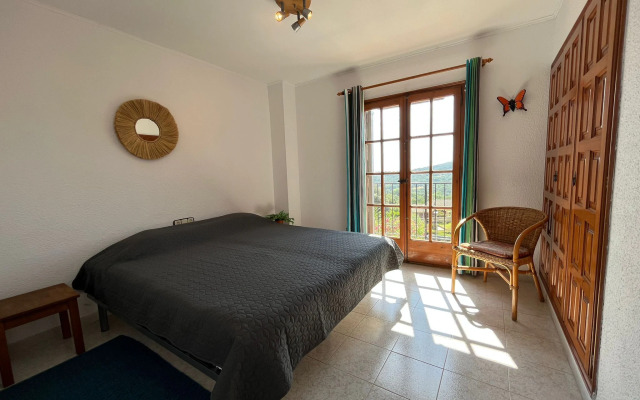Beautiful holiday home in Calonge with private pool