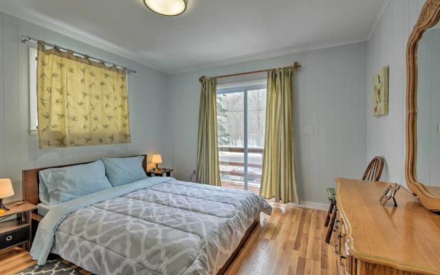 Tobyhanna Home: Private Deck, Hot Tub & Game Room!