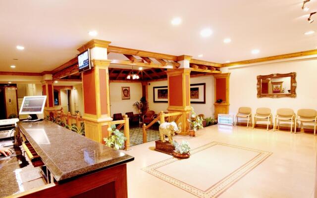 Hotel Royale Heritage