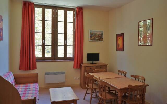 Logement n107 6pers face aux Thermes