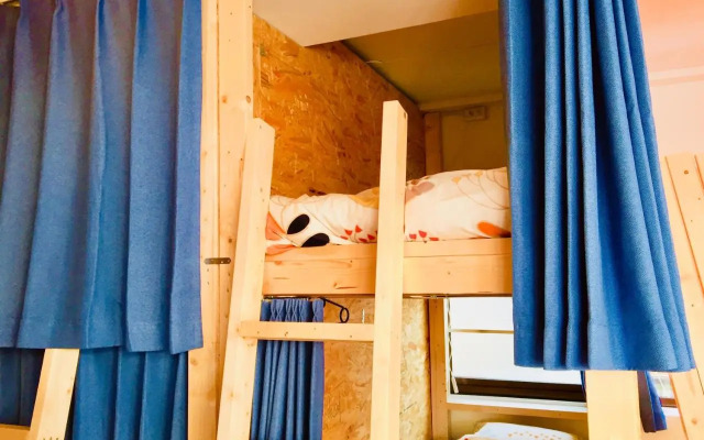 Cloud Sharing Hotel Hakata 1