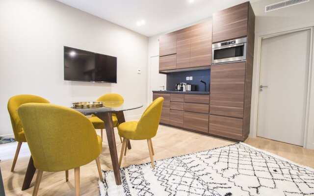 Luxury Apartment in Paris - République