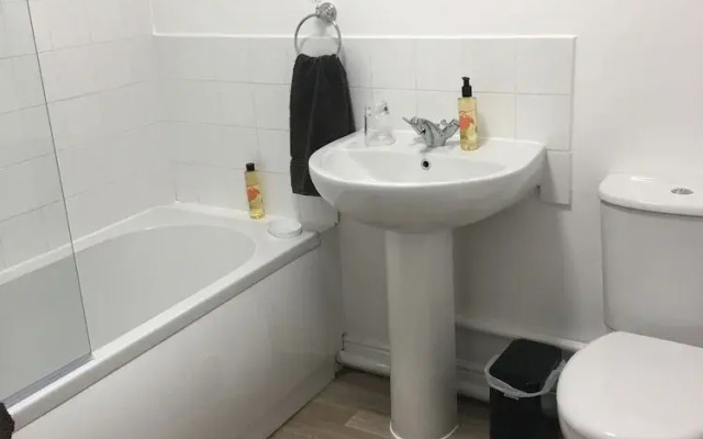 Eaton Ford Green Apartment
