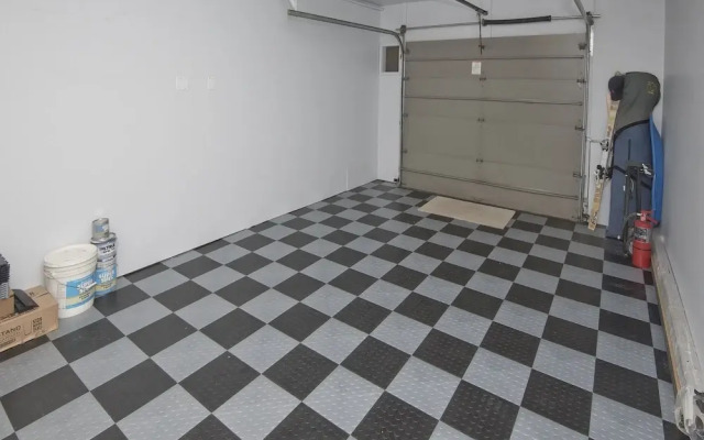 Savoy S 2d 3 Bedroom Condo by RedAwning