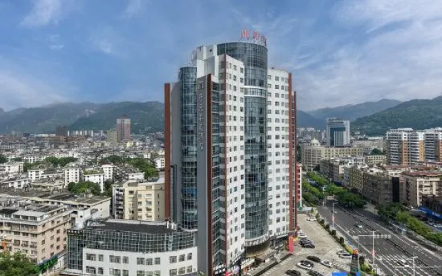 Maison New Century Hotel Yueqing Wenzhou – Outside – Wenzhou