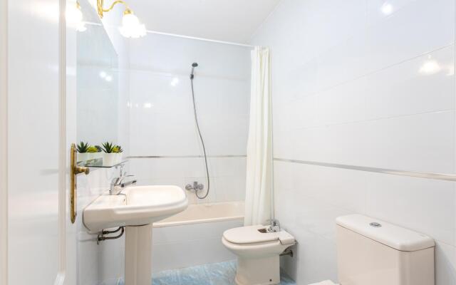 Los Boliches Beach Apartment