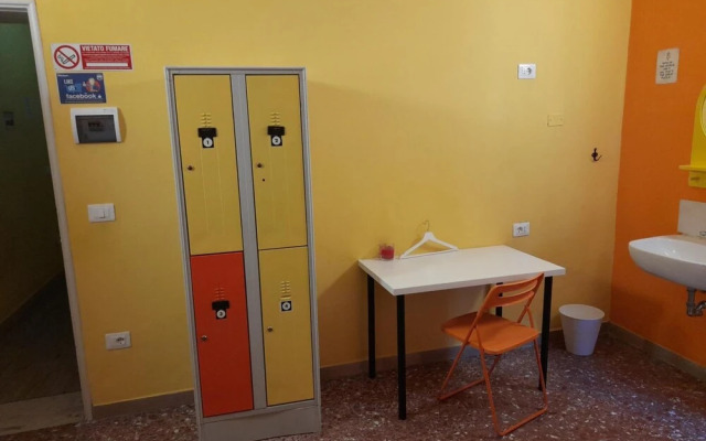 Pisa Train Station Hostel