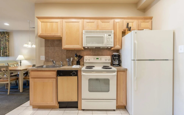 Ebb Tide Suites