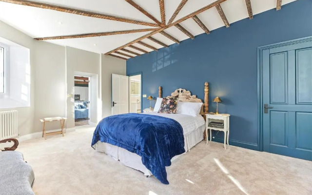 Host Stay The Old Workhouse