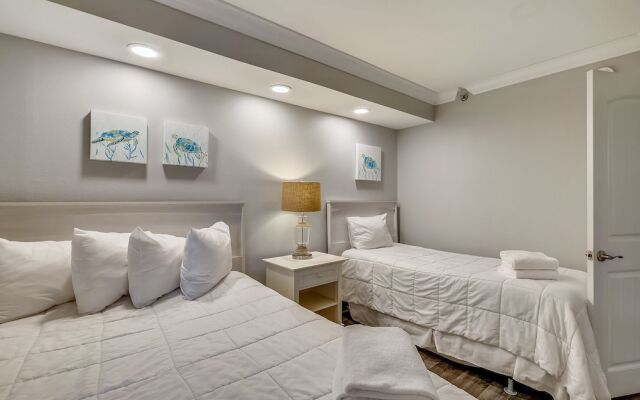 Inlet Reef 307 3 Bedroom Condo by RedAwning