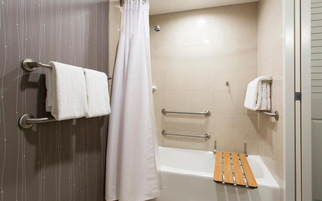 Courtyard by Marriott Rochester Brighton