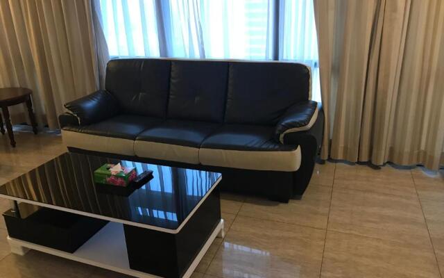 Queens Service Suites At Times Square