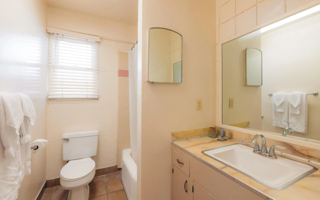 Waikiki Heritage Hotel