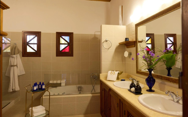 Aquagrand Exclusive Deluxe Resort Lindos - Adult only