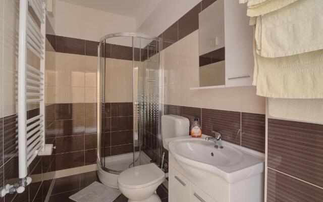 Apartments Lucia Senj