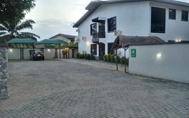 Takoradi Standard Hotel