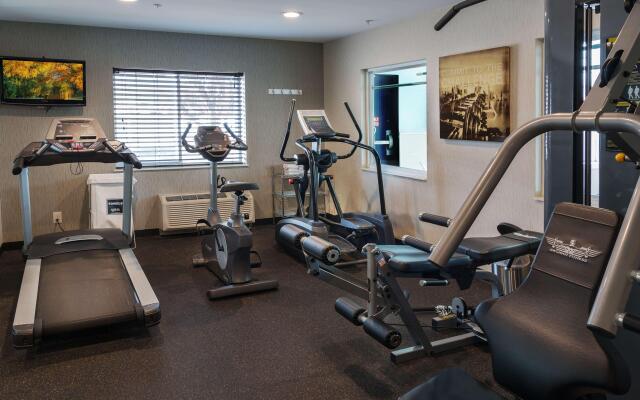 Best Western Crown Inn & Suites