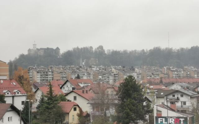 Trnovo Apartment