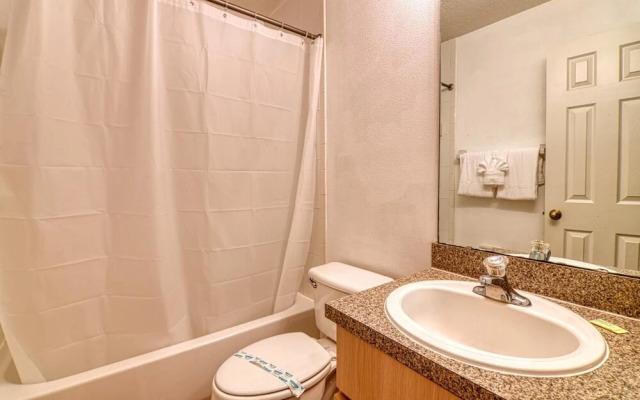 3-Bedroom Fiesta Key Townhome