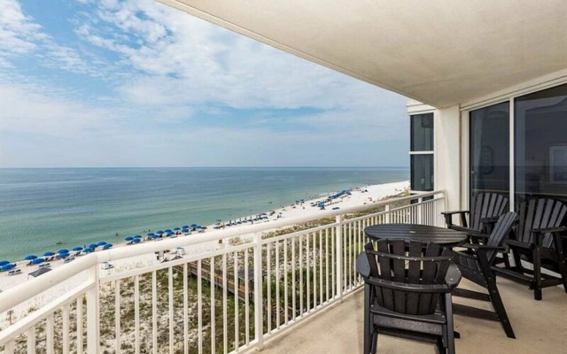 Palacio 501 by Meyer Vacation Rentals