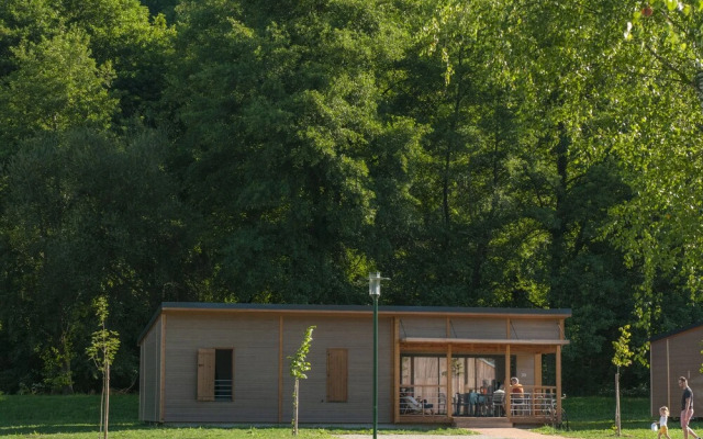 Village Vacances Les Lambrilles-Chalets