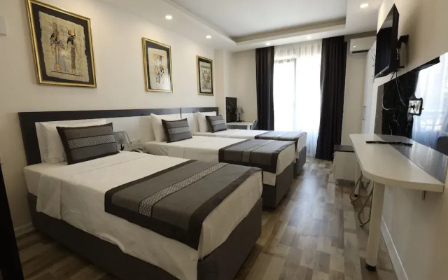 Askadar Çatı Otel