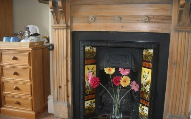 Glan Heulog Guest House