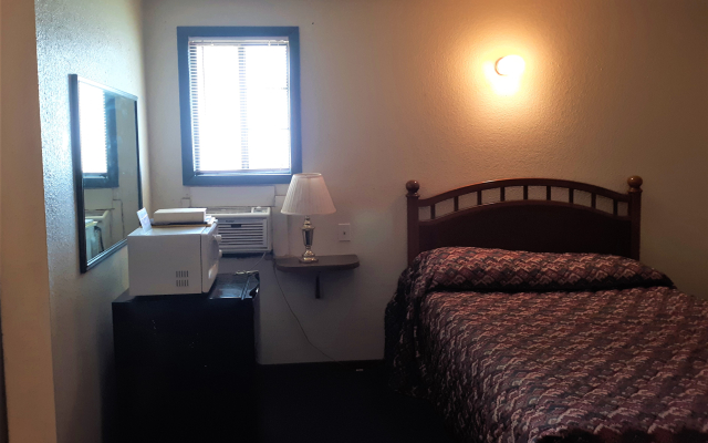 OYO Hotel Cheyenne Wells - US 40