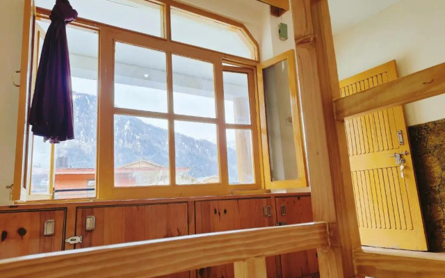 Mountain Dew Guest House
