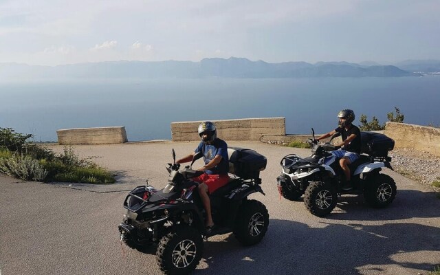 Nice Home in Sreser with Hot Tub, Sauna & WiFi