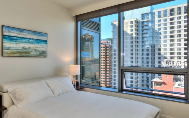 Pelicanstay in Pioneer Square