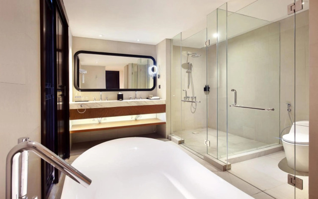 Grand Mercure Bali Seminyak Hotel
