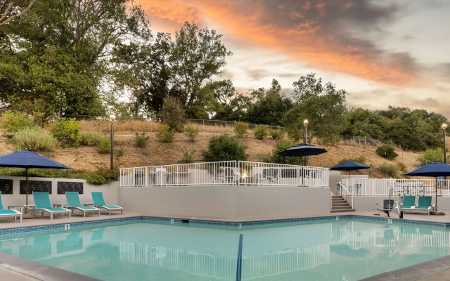 Best Western Plus Novato Oaks Inn