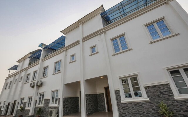 Tranquil Mews Hotel