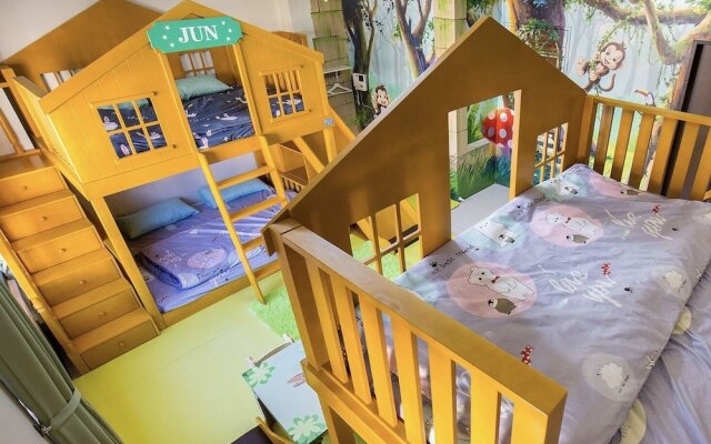 J.S 23 Kids Homestay
