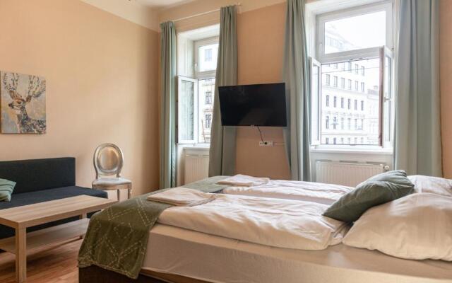 Spacy 2BR Apt. Ideal For Longstays