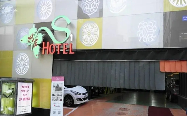 S1 Motel
