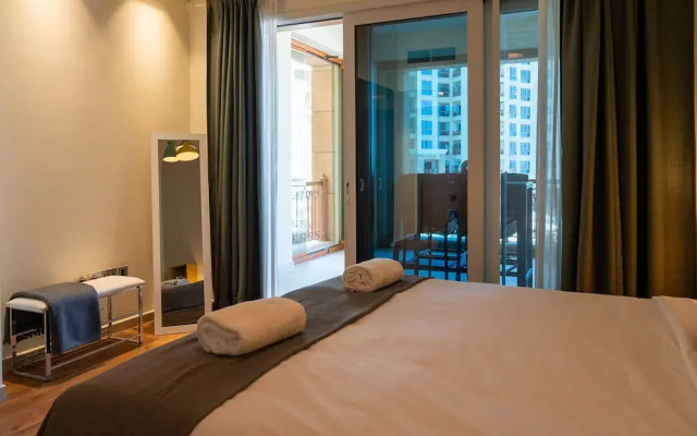 Marina Residences 1