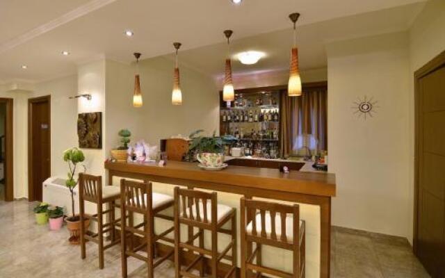 Filoxenia Hotel