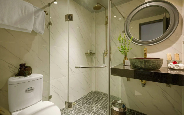 Essence Hanoi Hotel & Spa