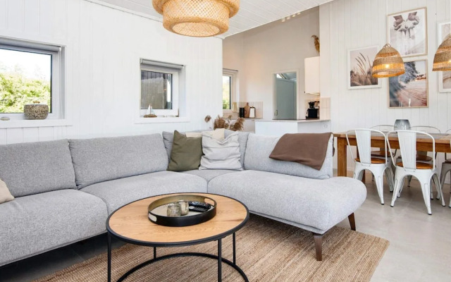 6 Person Holiday Home in Ebeltoft
