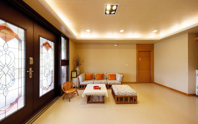 Zhuyuan Ju B&B