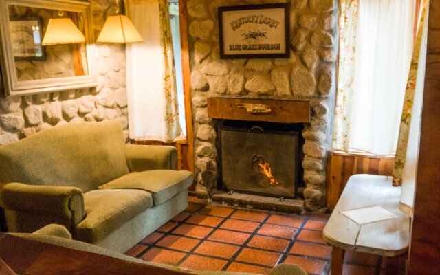 Ruma Andina by DOT Cabana