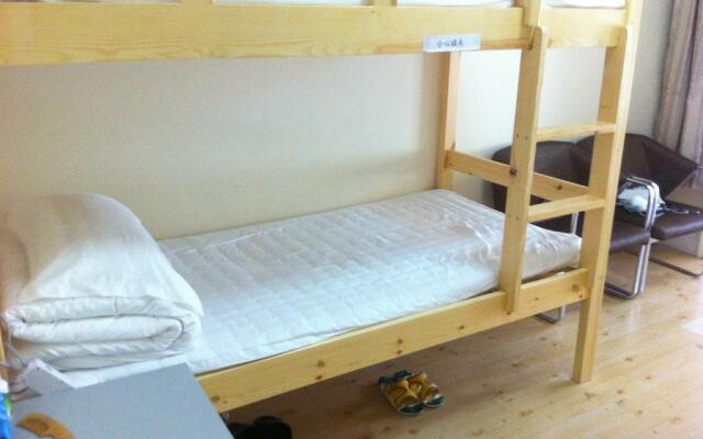 Jelly Young Hostel