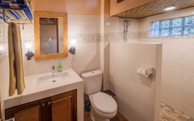 Kemangi Apartments and Yoga Space