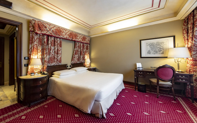 River Château Hotel