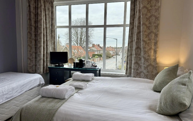 The Crescent Guest House