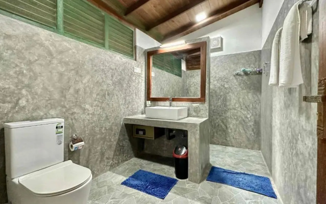 Jungle Paradise Hotel