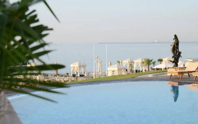 Carmen International Hotel