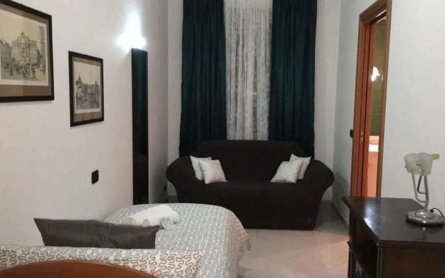 Suites Holiday Rooms